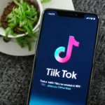 Pero la lámpara se ve rara": El Fenómeno Viral de TikTok